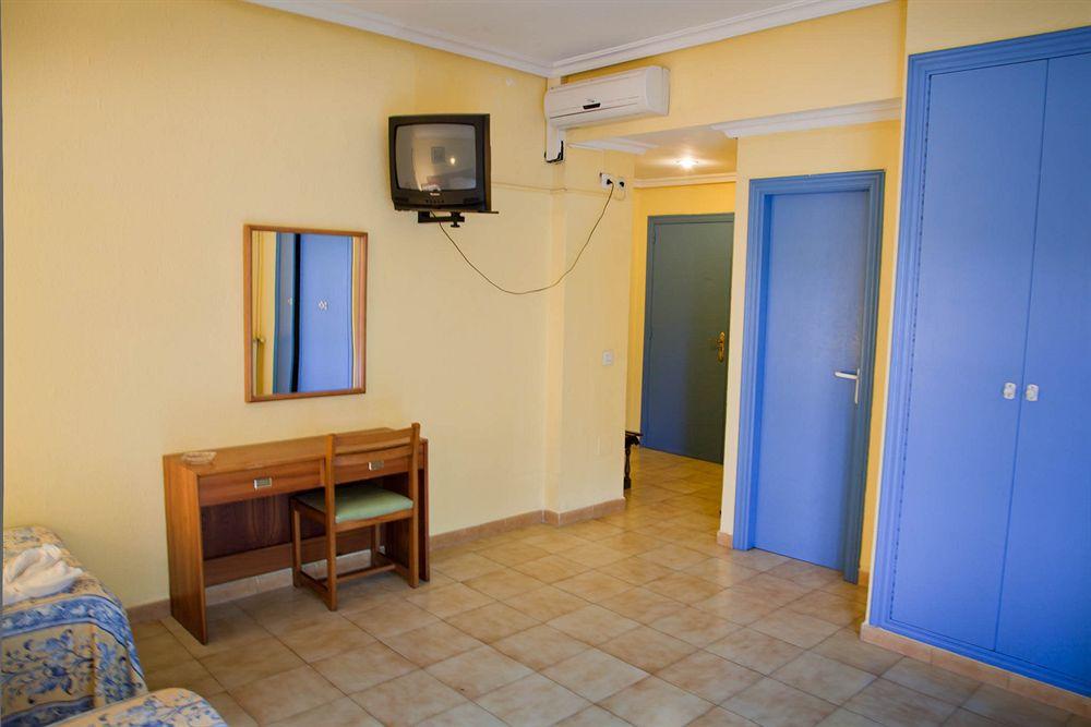 Hotel Vibra Marco Polo II - Adults Only Sant Antoni de Portmany Exterior foto